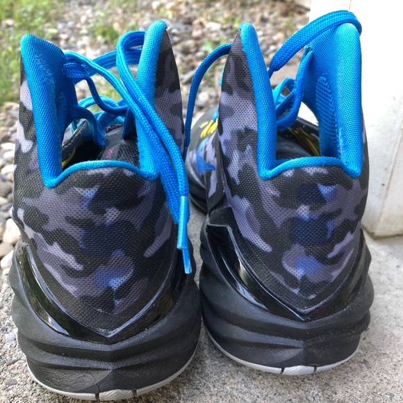 Nike 7.5 Hyperdunk basketball sneakers - Picture 3 of 7